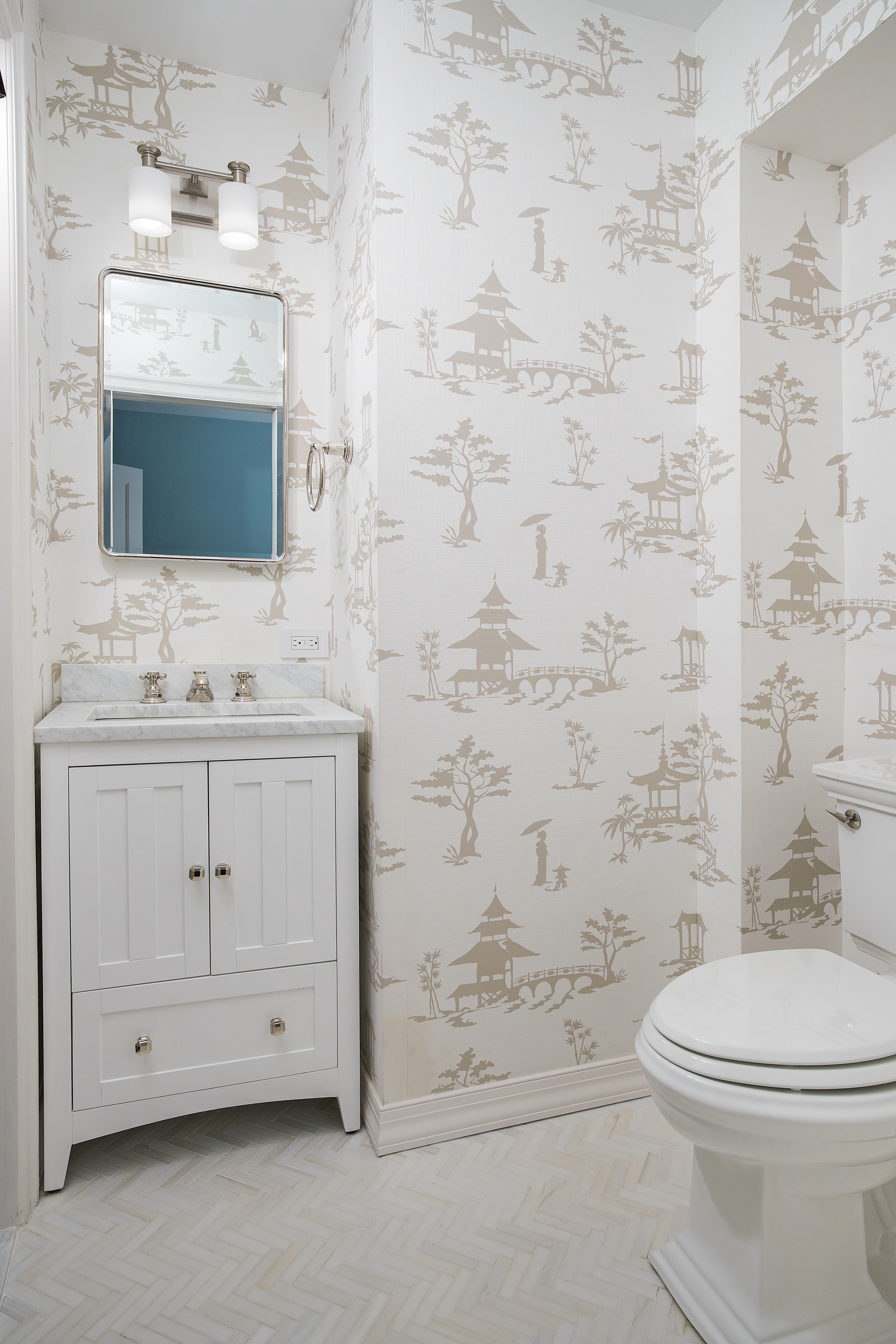 Featured project renovation detail by Gallery KBNY