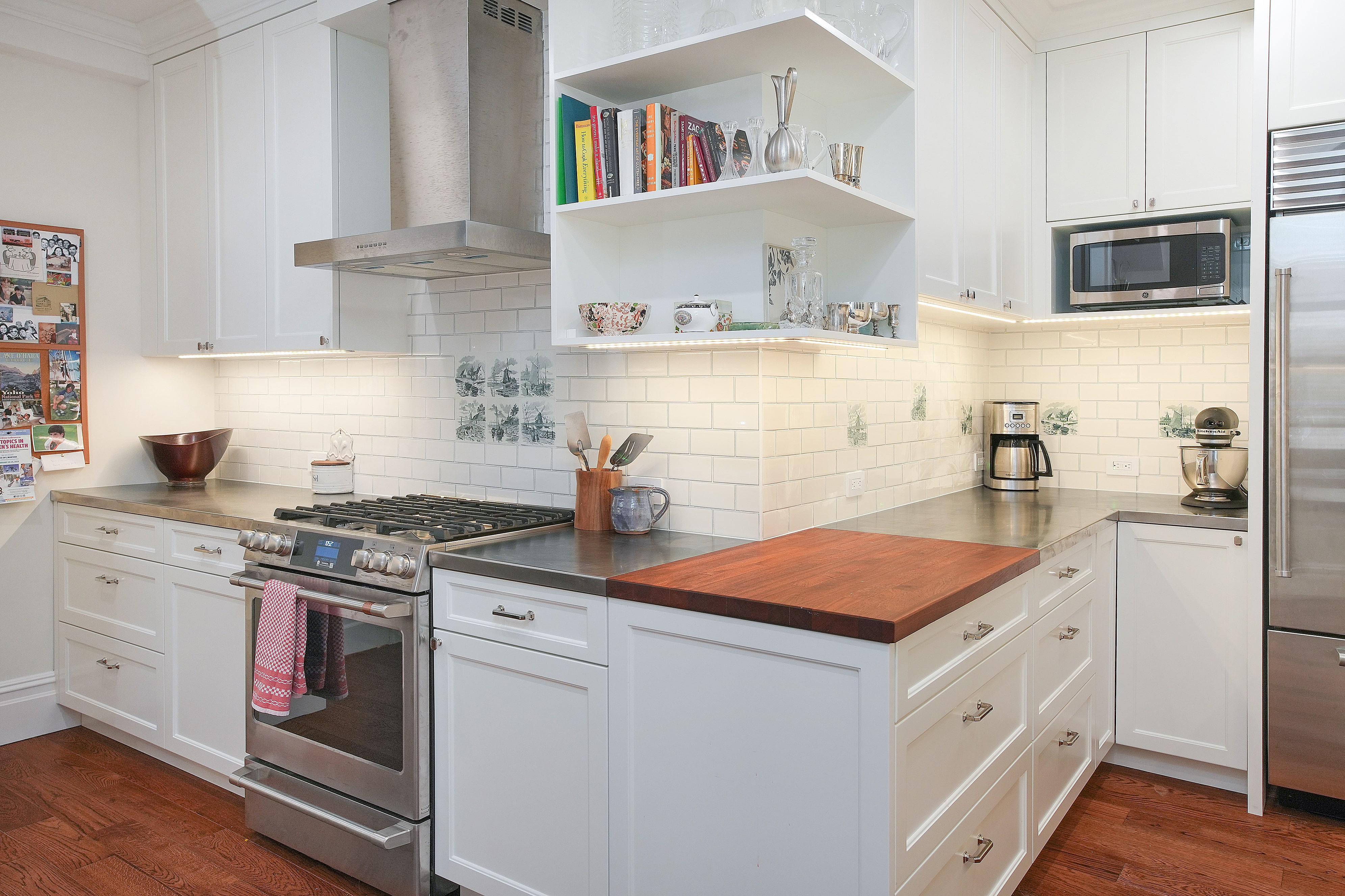 Featured project renovation detail by Gallery KBNY