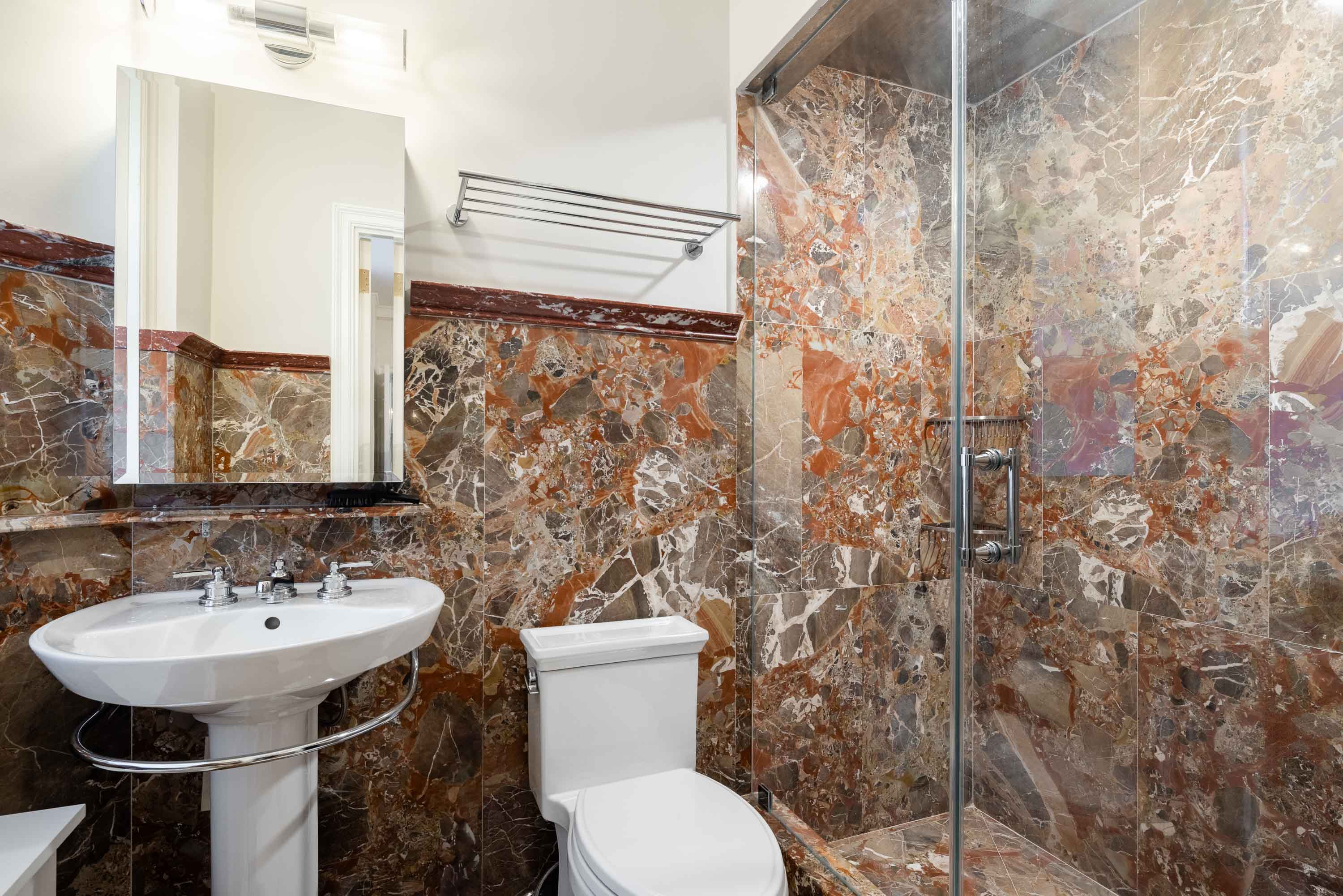 Featured project renovation detail by Gallery KBNY