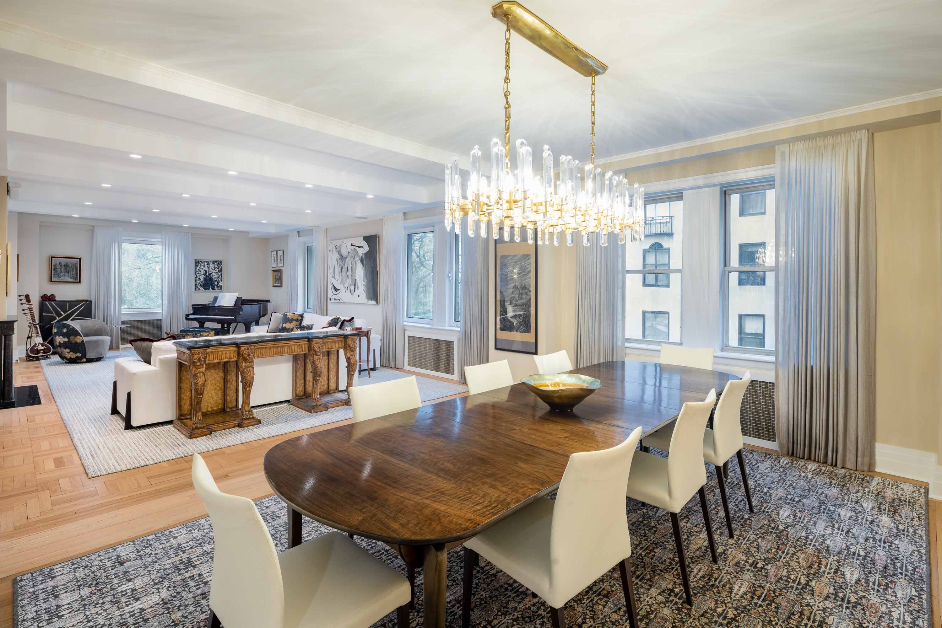 Dining room at 1035 Fifth Avenue, a Manhattan pre-war co-op renovation by Gallery KBNY