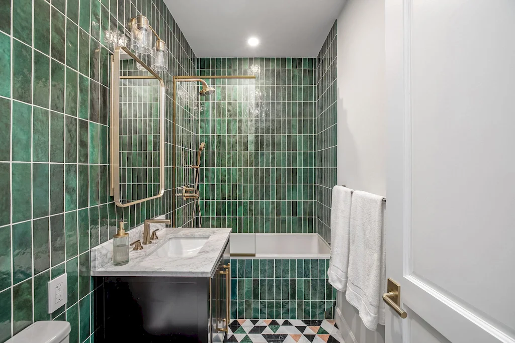 Renovated interior detail of a co-op loft at 335 Greenwich Street in Tribeca, Manhattan, by Gallery KBNY (view 4)