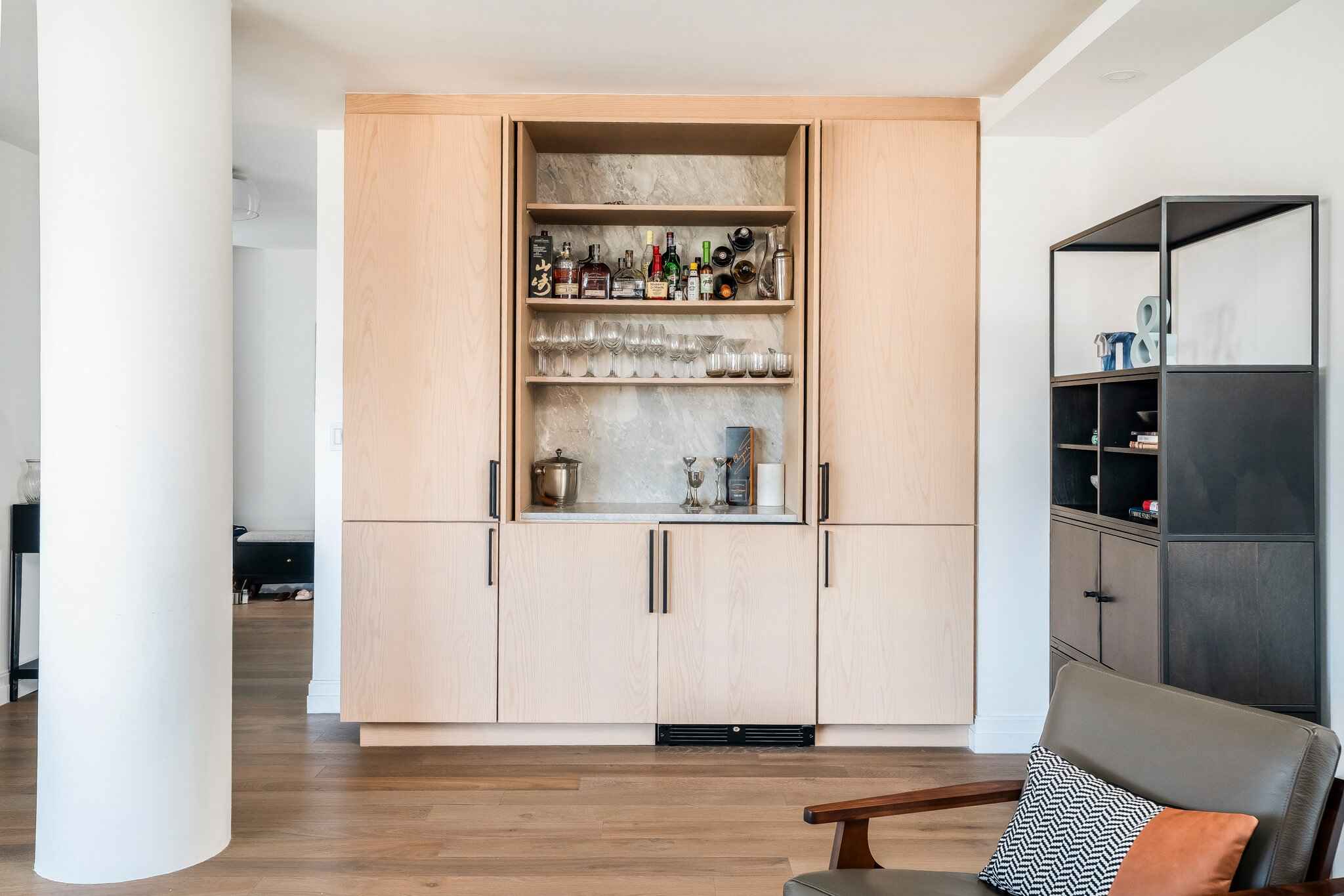 Renovated interior detail of a post-war condo at The Coronado at 155 West 70th Street in Lincoln Square, Manhattan, by Gallery KBNY (view 6)