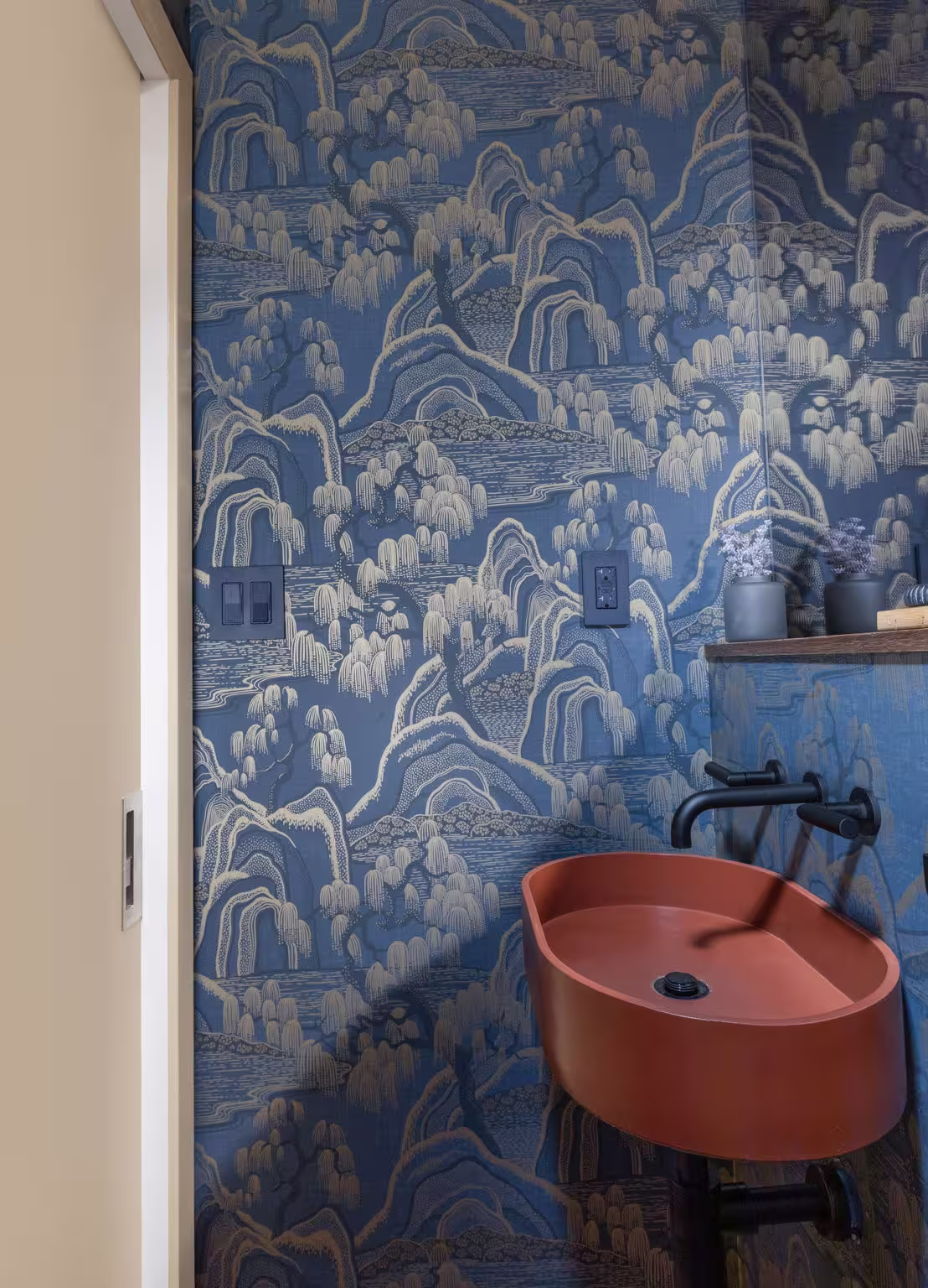 Renovated interior detail of a post-war co-op at 413 Grand Street on the Lower East Side, Manhattan, by Gallery KBNY (view 5)
