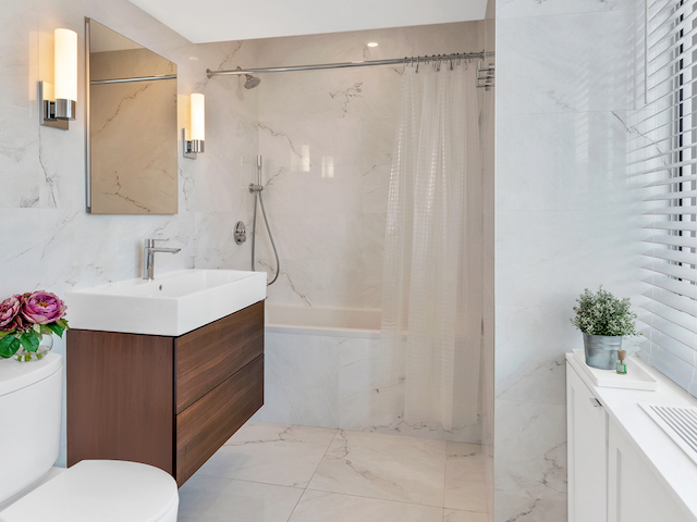 Renovated interior detail of a post-war condo at Leighton House at 360 East 88th Street on the Upper East Side, Manhattan, by Gallery KBNY (view 2)