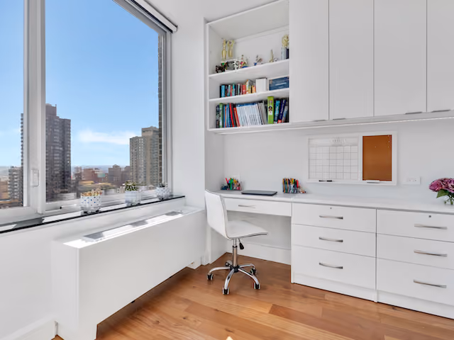 Renovated interior detail of a post-war condo at Leighton House at 360 East 88th Street on the Upper East Side, Manhattan, by Gallery KBNY (view 3)