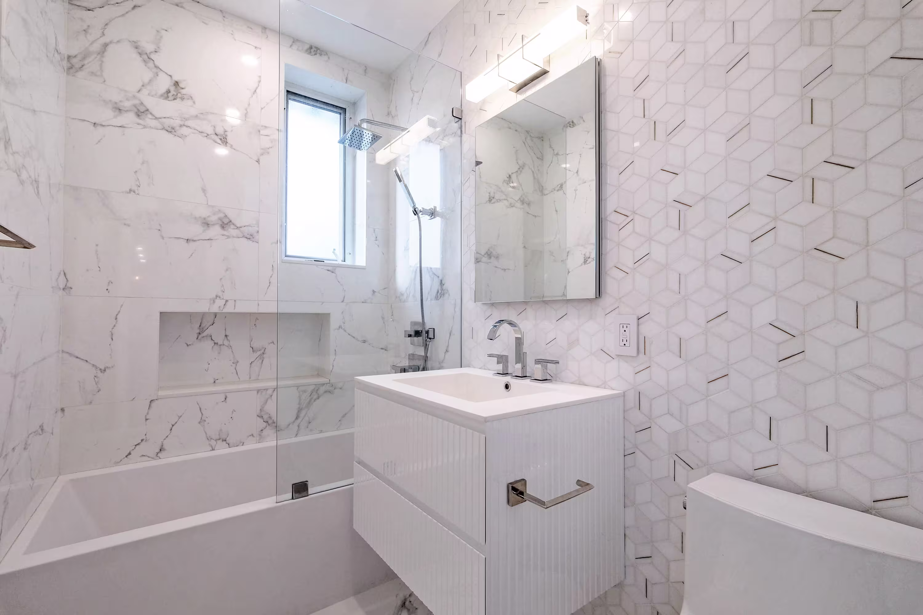 Renovated interior detail of a pre-war condo at 59 West 71st Street on the Upper West Side, Manhattan, by Gallery KBNY (view 2)