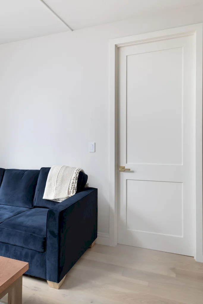 Renovated interior of a townhouse and apartment vertical combination at 328 Albany Street in Battery Park City, Manhattan, by Gallery KBNY (view 21)