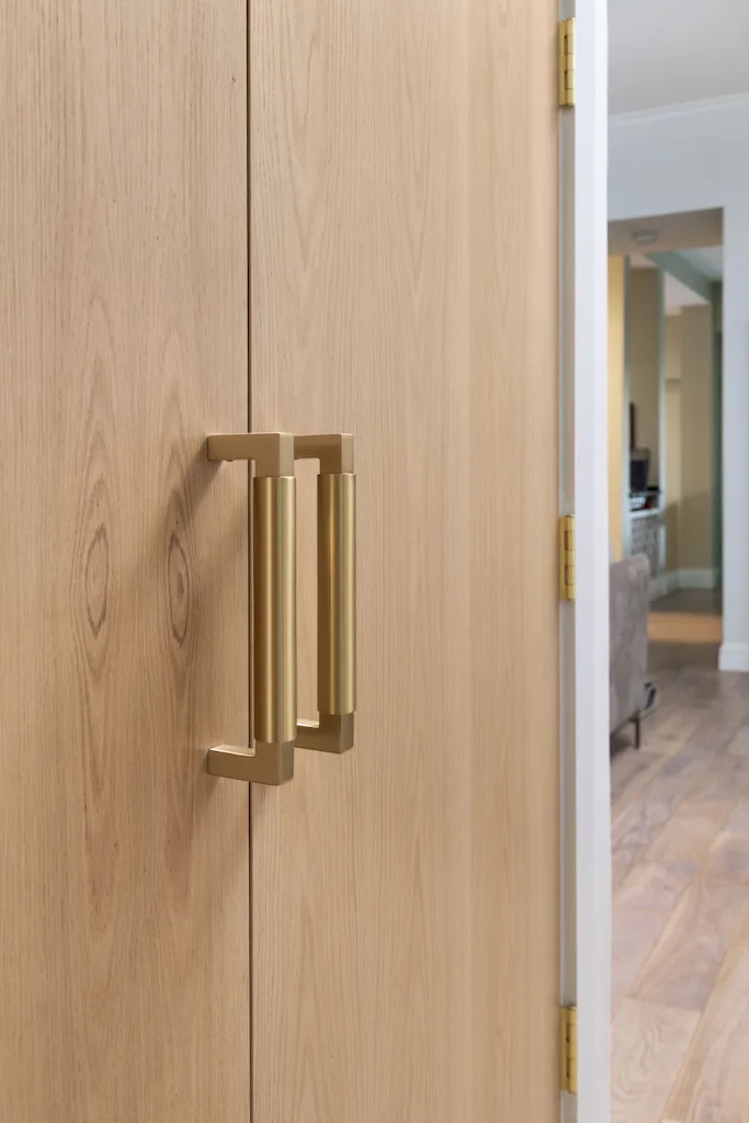 Renovated interior of a townhouse and apartment vertical combination at 328 Albany Street in Battery Park City, Manhattan, by Gallery KBNY (continued view 5)