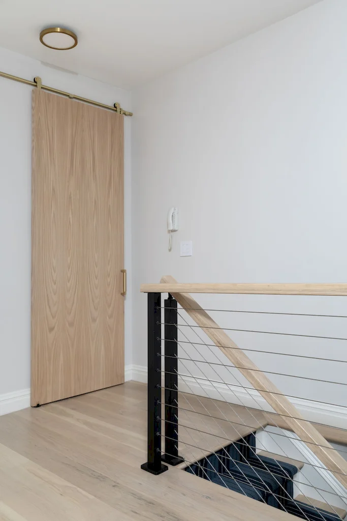 Renovated interior of a townhouse and apartment vertical combination at 328 Albany Street in Battery Park City, Manhattan, by Gallery KBNY (view 23)