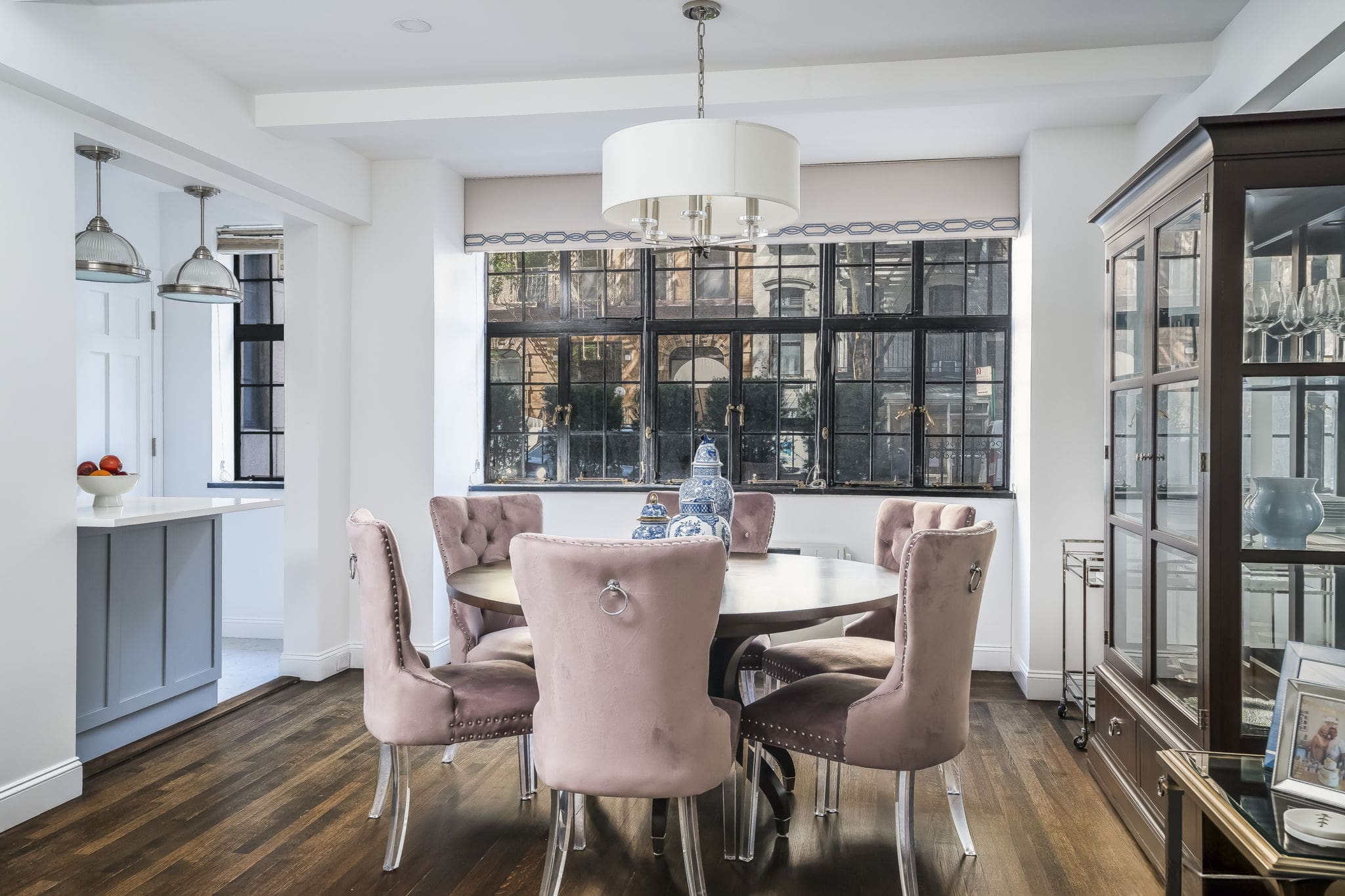 Renovated interior of a pre-war co-op at 230 East 50th Street in Turtle Bay, Manhattan, by Gallery KBNY (view 5)