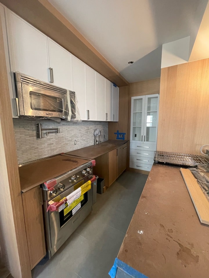 Pre-renovation or in-progress view of a pre-war co-op renovation at Downtown Brooklyn, by Gallery KBNY (view 16)