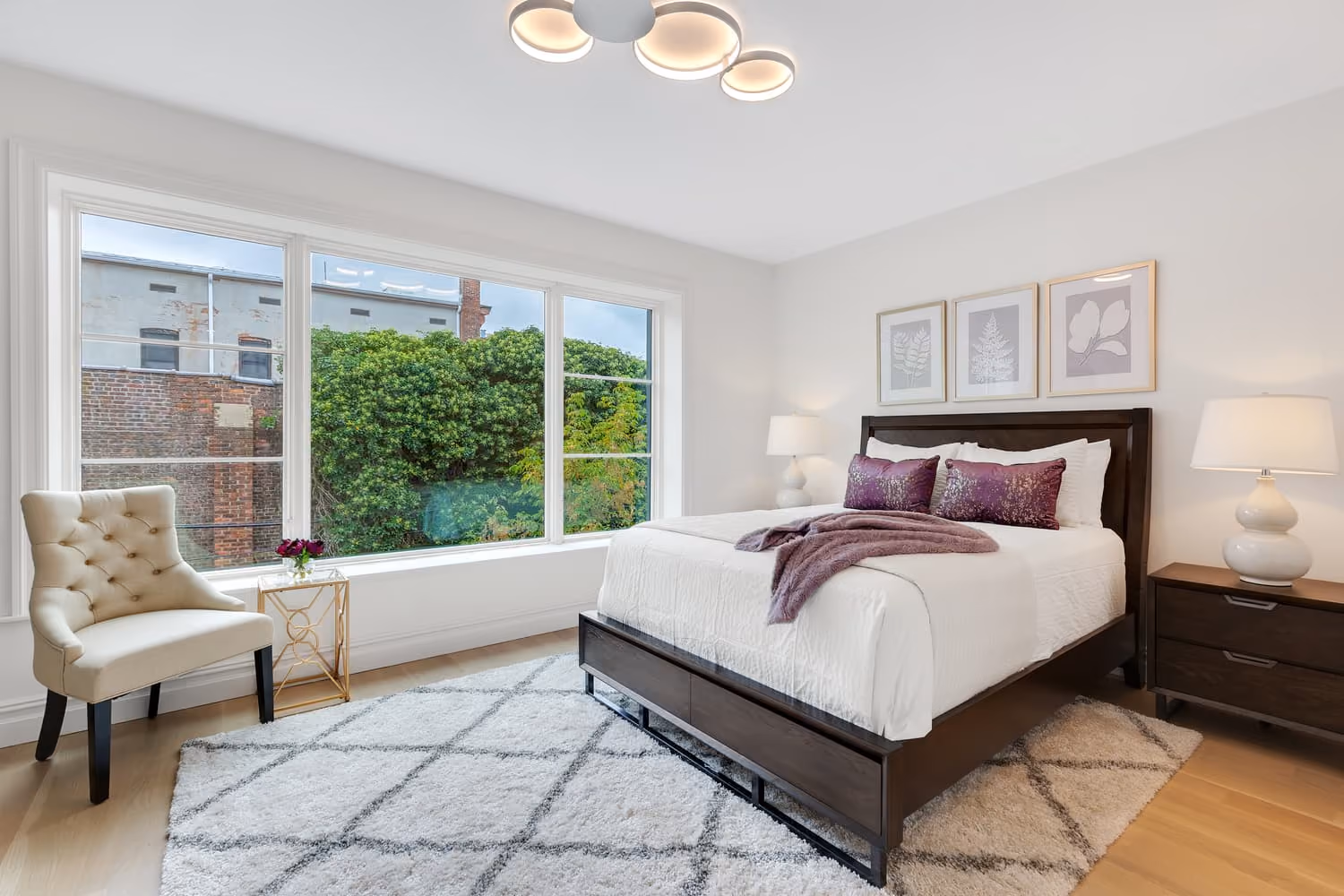 Renovated interior of a 1892 brownstone at Bedford-Stuyvesant, Brooklyn, by Gallery KBNY (view 1)