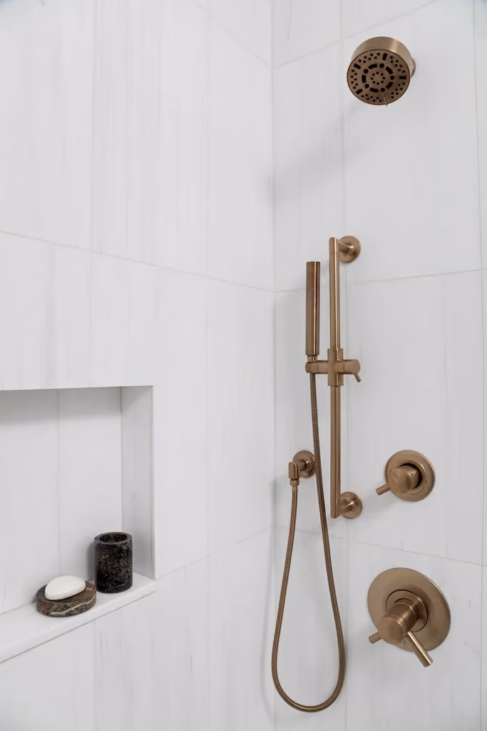 Renovated interior of a co-op at 107 West 25th Street in Chelsea, Manhattan, by Gallery KBNY (continued view 6)