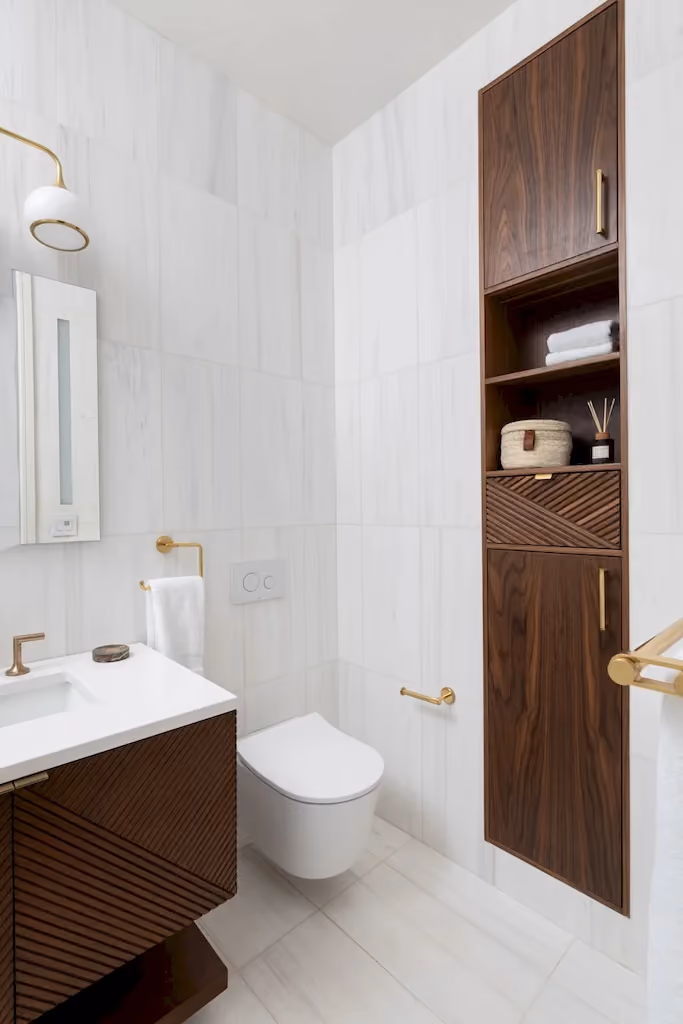 Renovated interior of a co-op at 107 West 25th Street in Chelsea, Manhattan, by Gallery KBNY (continued view 10)