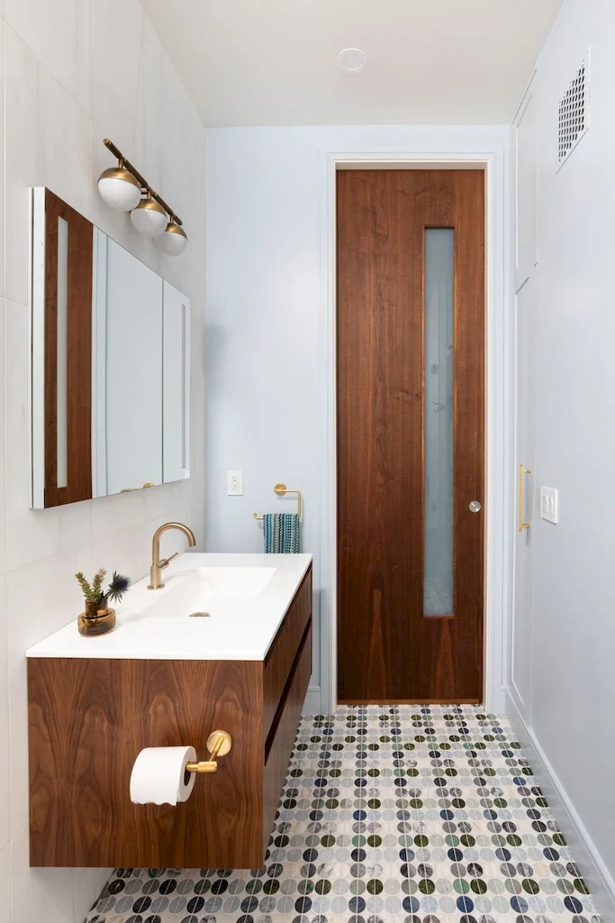 Renovated interior of a co-op at 107 West 25th Street in Chelsea, Manhattan, by Gallery KBNY (continued view 21)