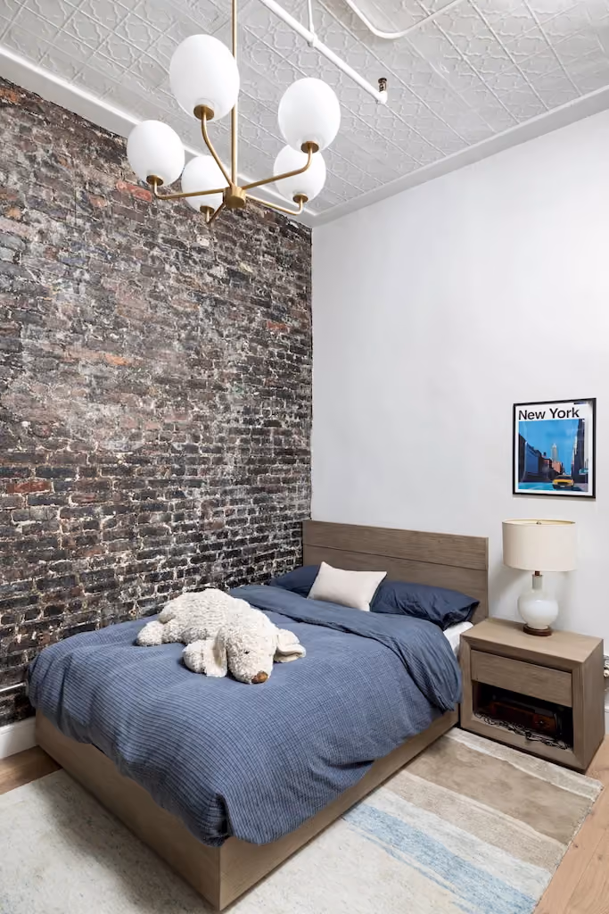 Renovated interior of a co-op at 107 West 25th Street in Chelsea, Manhattan, by Gallery KBNY (continued view 17)