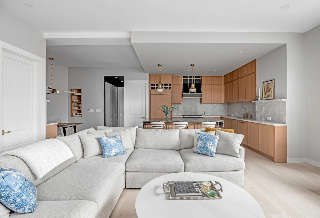 Renovated interior of a co-op loft at 335 Greenwich Street in Tribeca, Manhattan, by Gallery KBNY (view 2)