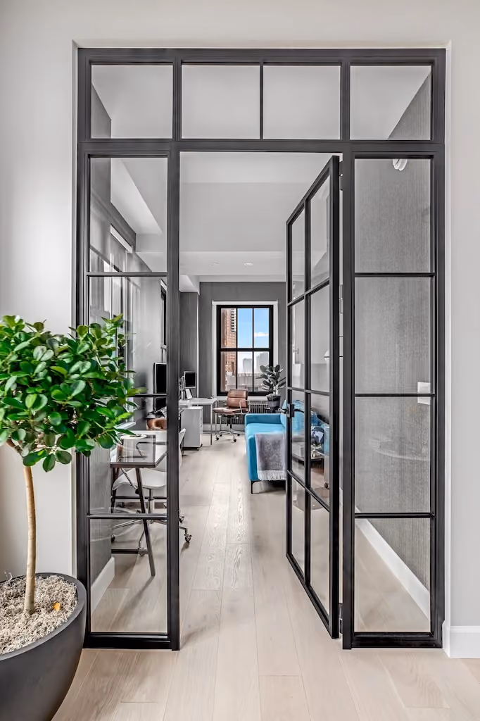 Renovated interior of a co-op loft at 335 Greenwich Street in Tribeca, Manhattan, by Gallery KBNY (view 16)