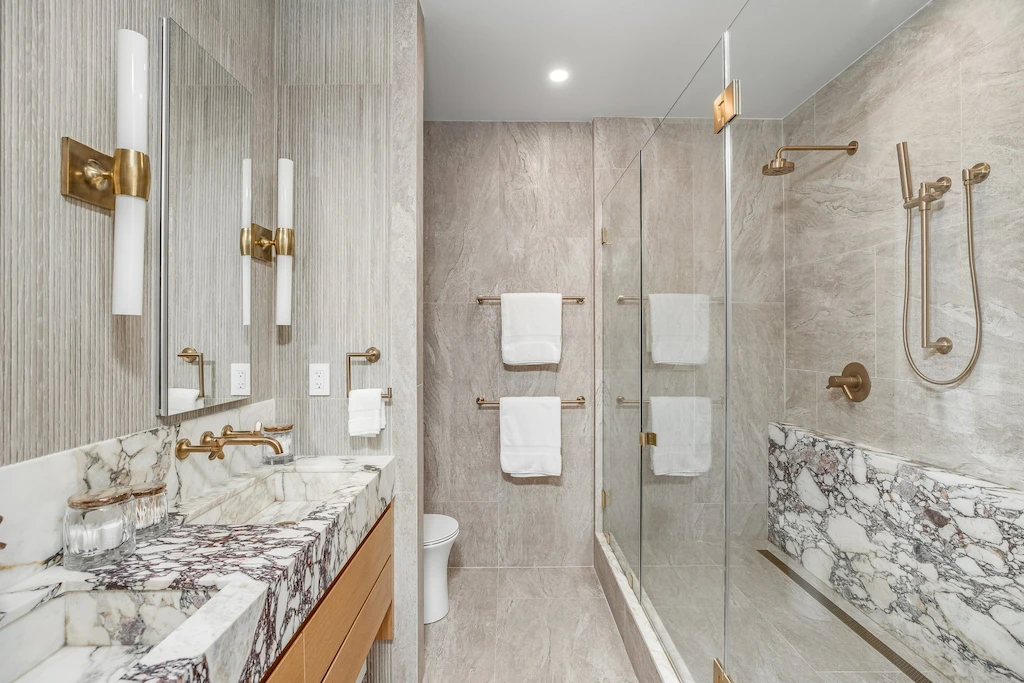 Renovated interior of a co-op loft at 335 Greenwich Street in Tribeca, Manhattan, by Gallery KBNY (continued view 3)