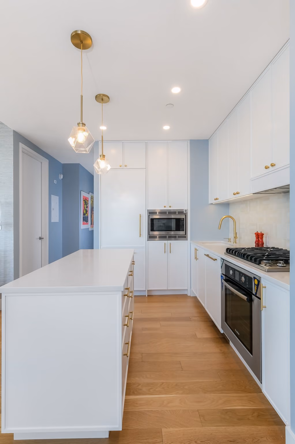 Renovated interior of a condo at 388 Bridge Street in Downtown Brooklyn, by Gallery KBNY (view 4)