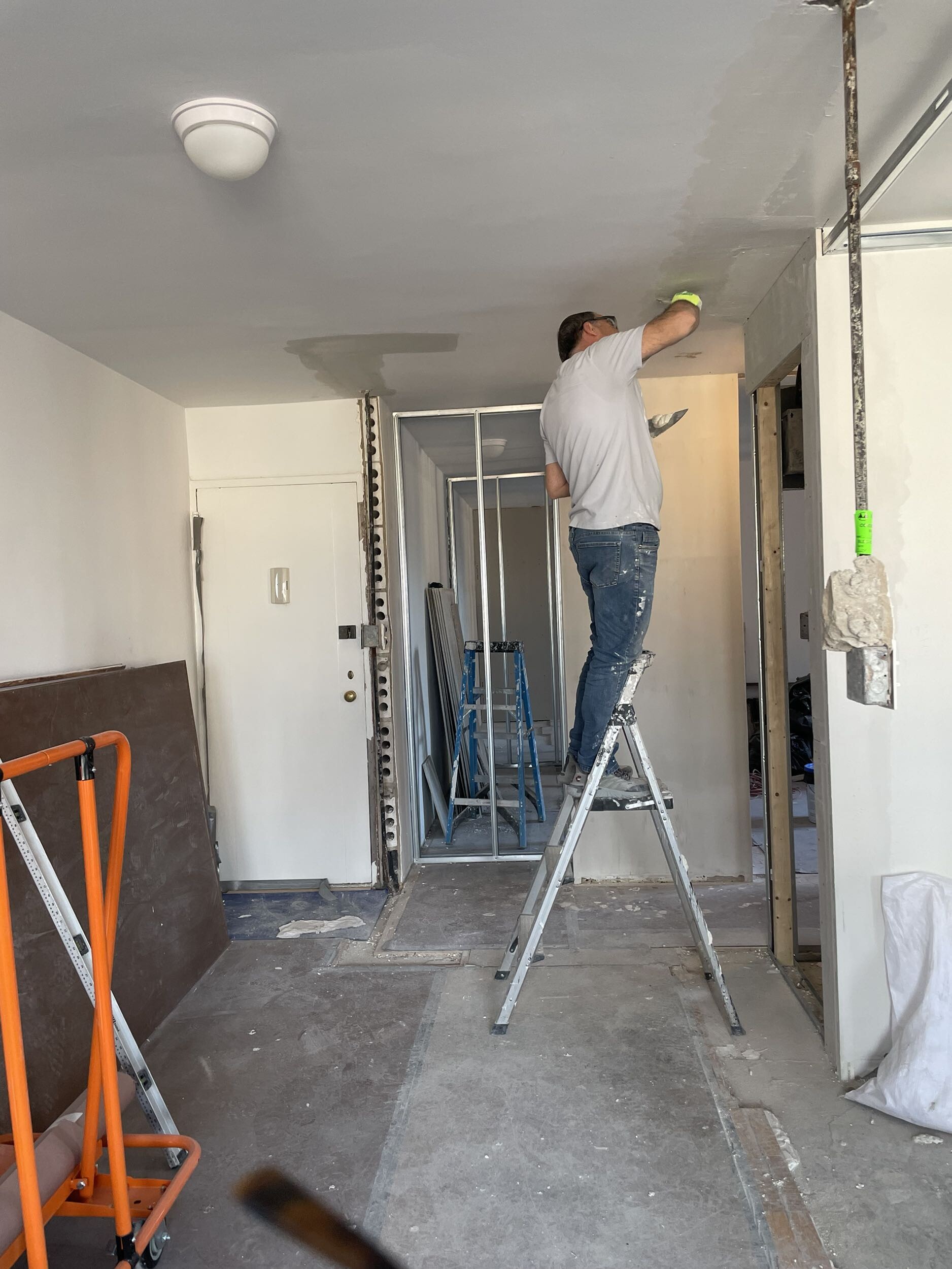 Construction in progress during a post-war co-op renovation at 413 Grand Street on the Lower East Side, Manhattan, by Gallery KBNY (view 12)
