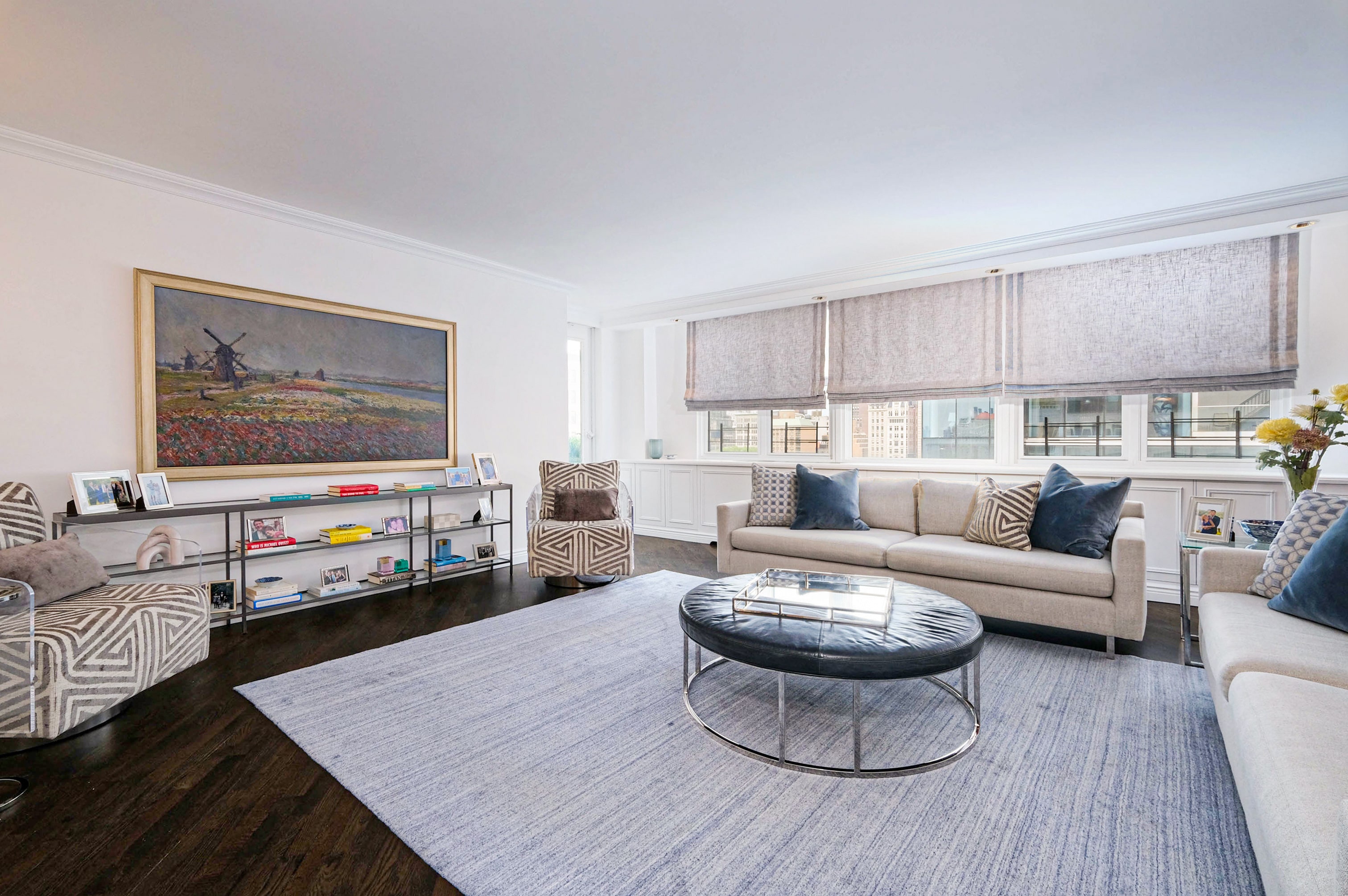 Renovated interior of a post-war co-op at 130 East 18th Street in Gramercy Park, Manhattan, by Gallery KBNY (view 4)
