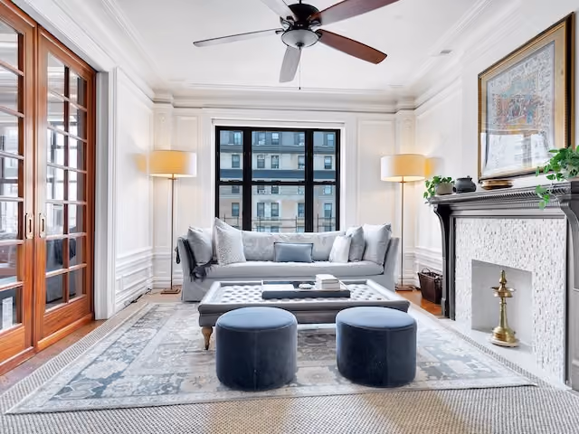 Renovated interior of a pre-war classic eight co-op at The Manchester at 255 West 108th Street on the Upper West Side, Manhattan, by Gallery KBNY (view 3)