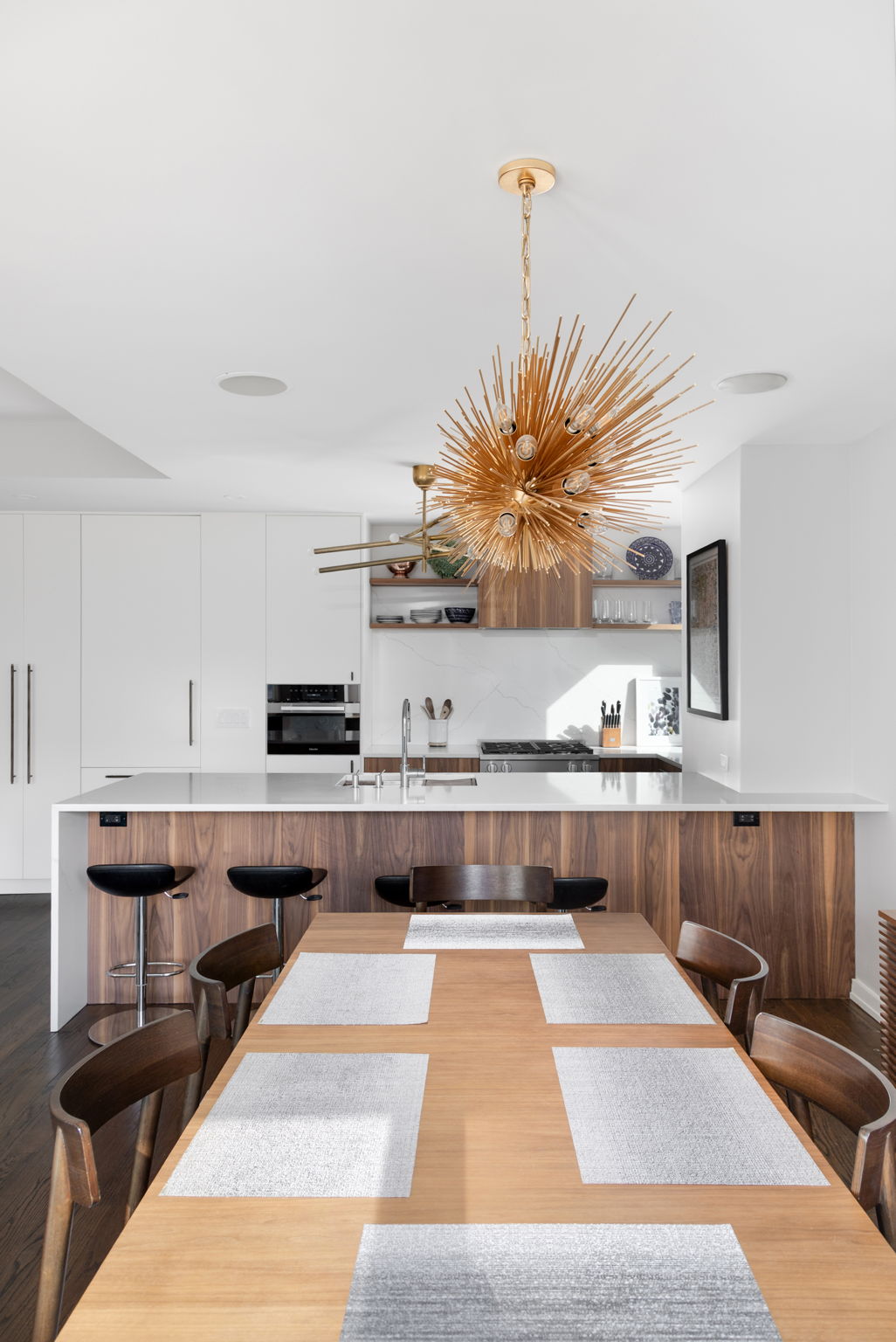 Renovated interior of a post-war co-op at The Brevard at 245 East 54th Street in Midtown East, Manhattan, by Gallery KBNY (view 10)