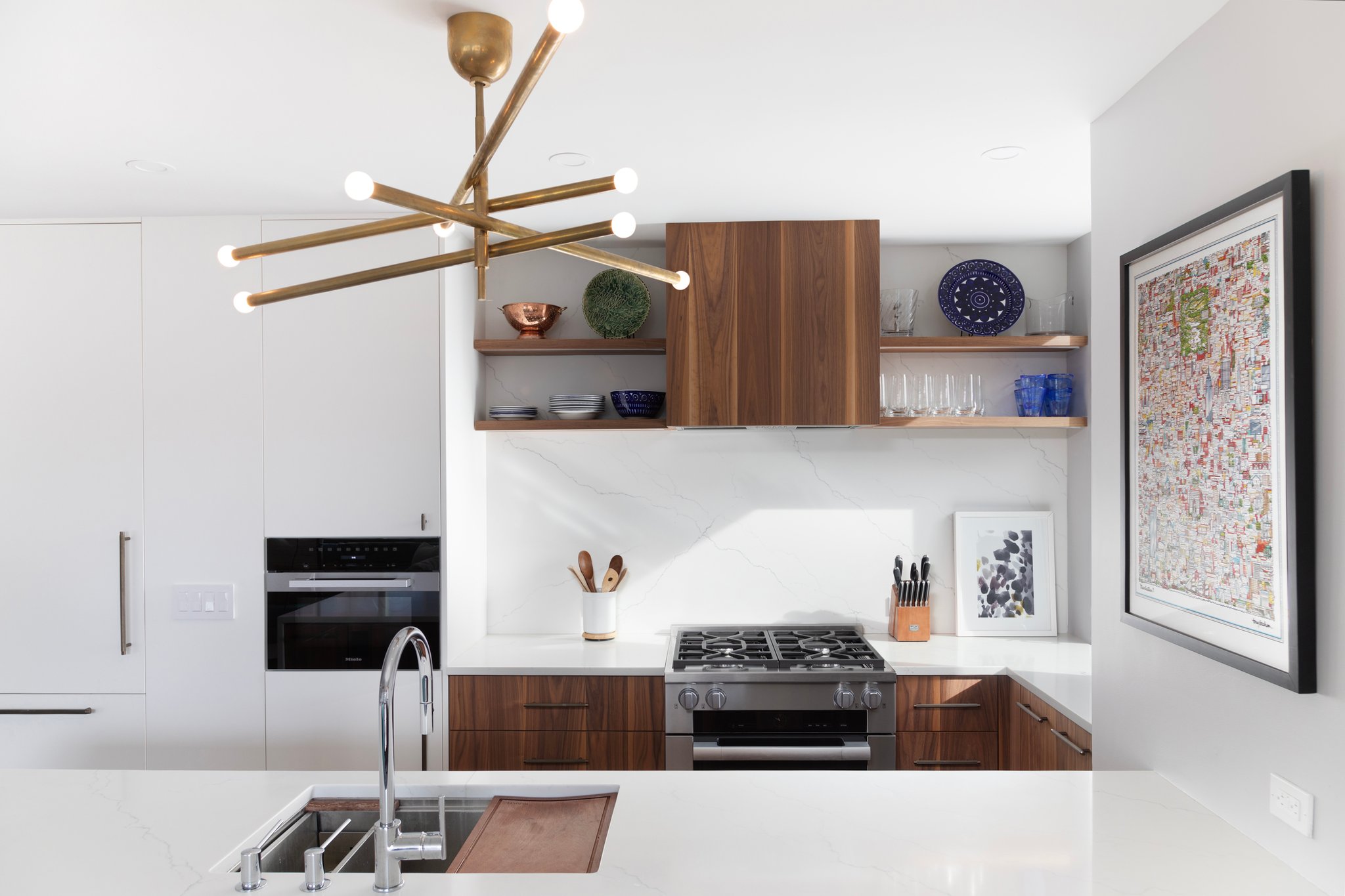 Renovated interior of a post-war co-op at The Brevard at 245 East 54th Street in Midtown East, Manhattan, by Gallery KBNY (view 7)