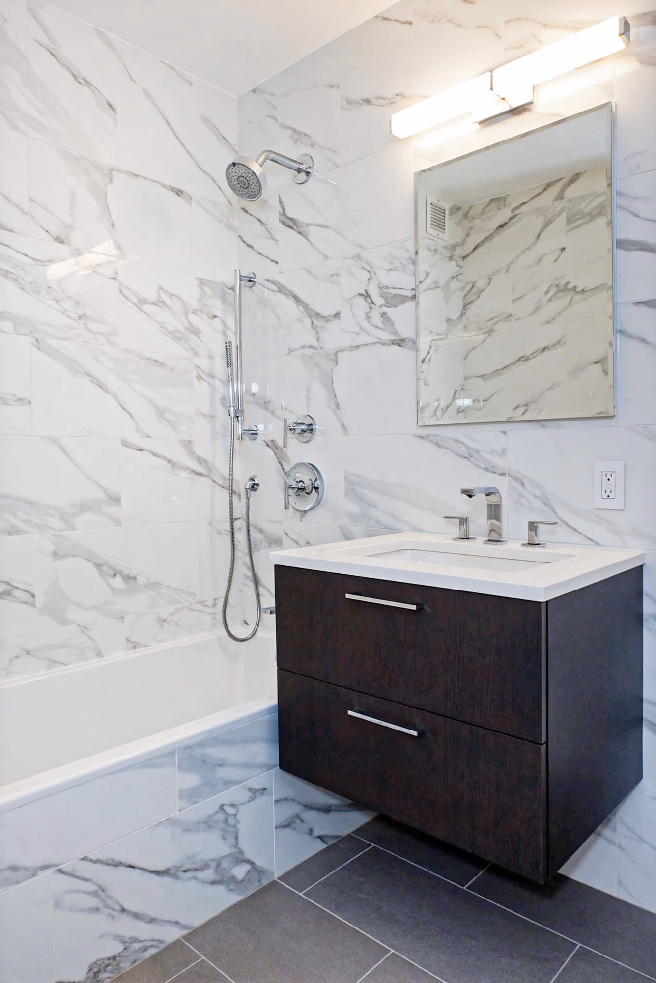 Renovated interior of a condo at The Gotham at 170 East 87th Street in Carnegie Hill, Manhattan, by Gallery KBNY (view 16)