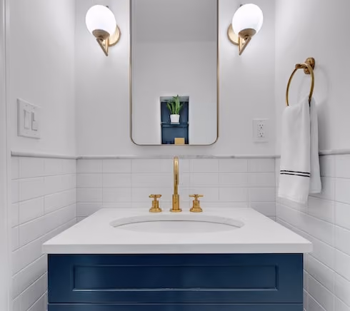 Renovated interior of a loft bathroom at 9 Murray Street in Tribeca, Manhattan, by Gallery KBNY (view 5)