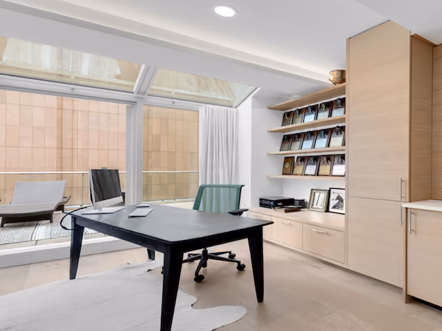 Renovated interior of a loft at 73 Worth Street in Tribeca, Manhattan, by Gallery KBNY (view 6)