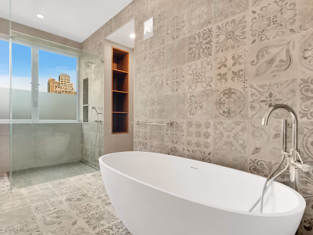 Renovated interior of a loft at 73 Worth Street in Tribeca, Manhattan, by Gallery KBNY (view 13)