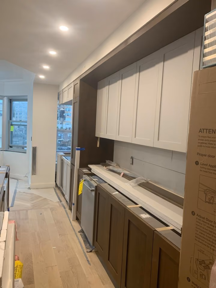 Interior before a post-war condo renovation at 8 East 83rd Street in Carnegie Hill, Manhattan, by Gallery KBNY (view 14)