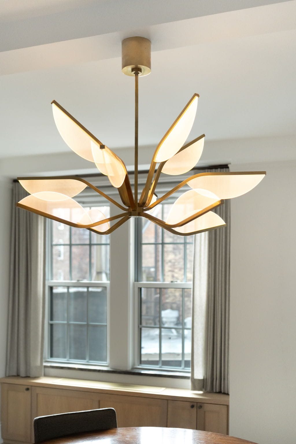 Renovated interior of a pre-war co-op at The Windsor Arms at 61 West 9th Street in Greenwich Village, Manhattan, by Gallery KBNY (continued view 9)