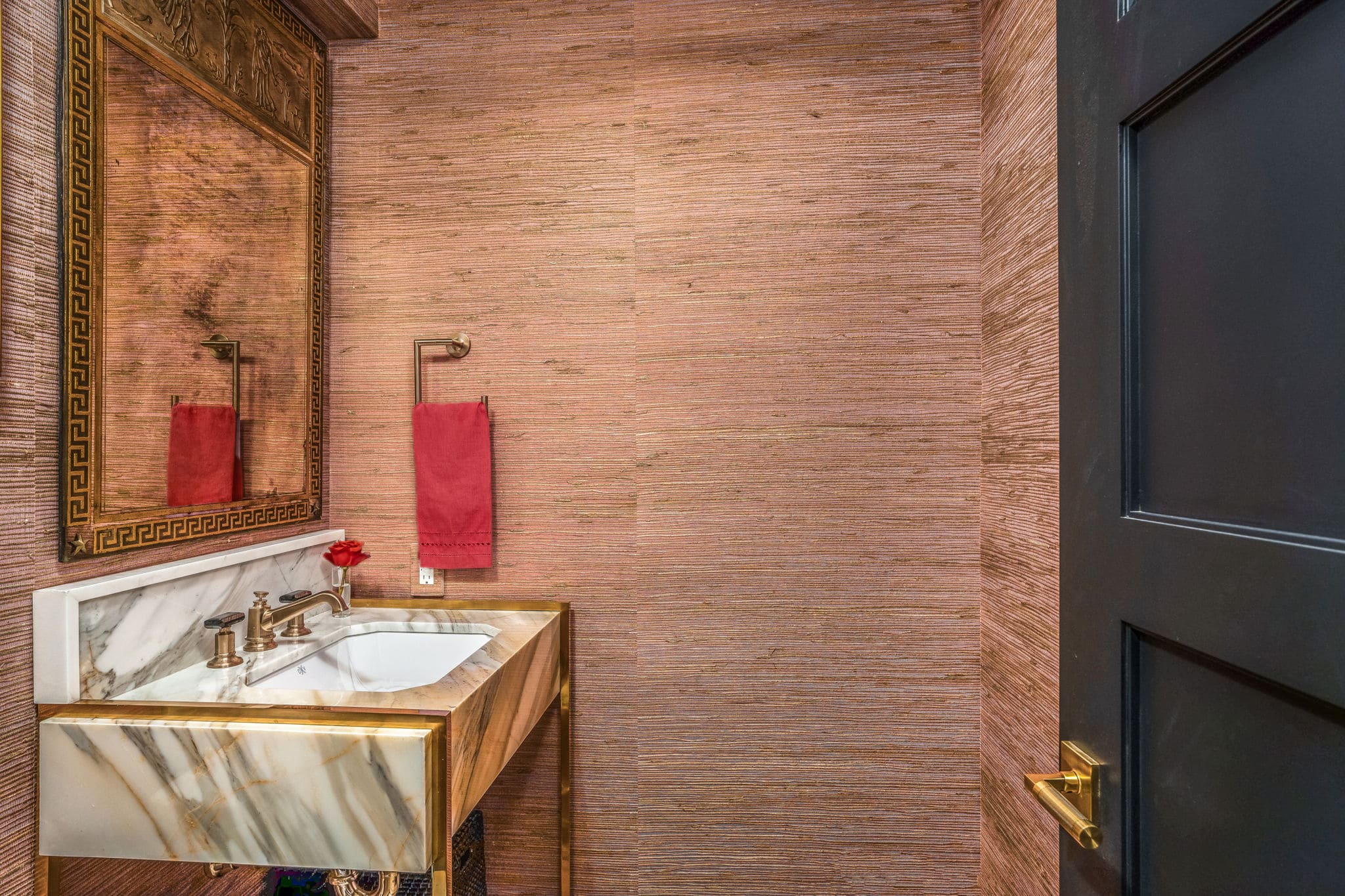 Renovated interior of a post-war co-op at 425 East 58th Street in Sutton Place, Manhattan, by Gallery KBNY (view 15)