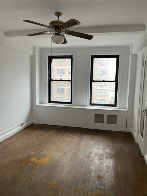 Interior before a pre-war co-op renovation at 308 East 79th Street on the Upper East Side, Manhattan, by Gallery KBNY (view 4)