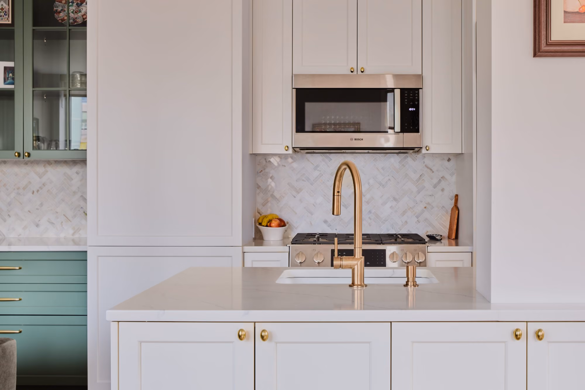 Renovated interior of a condo at 150 Columbus Avenue on the Upper West Side, Manhattan, by Gallery KBNY (view 7)