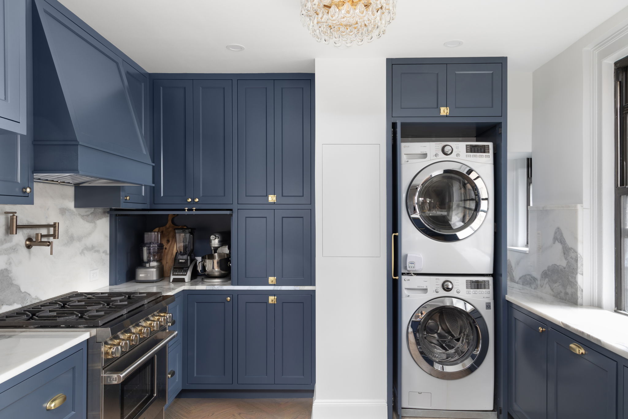 Renovated interior of a post-war condo at 151 West 74th Street on the Upper West Side, Manhattan, by Gallery KBNY (view 8)