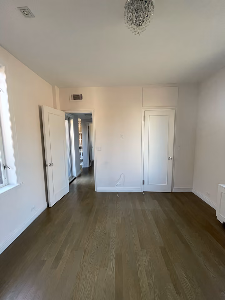 Interior before a pre-war condo renovation at 59 West 71st Street on the Upper West Side, Manhattan, by Gallery KBNY (view 3)