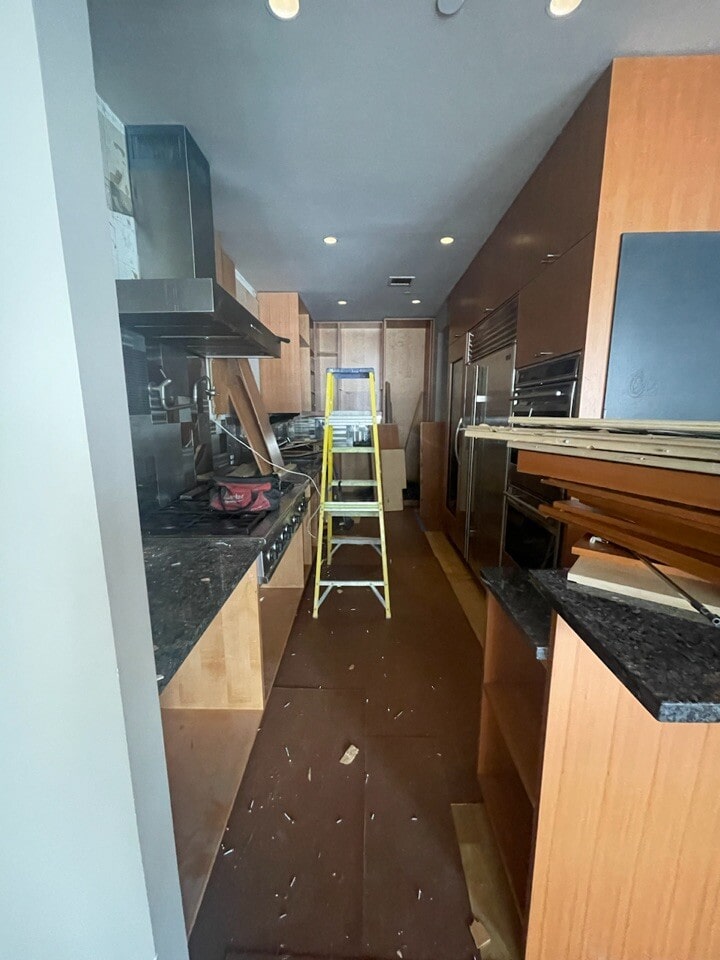 Construction in progress during a luxury condo renovation at 220 Riverside Boulevard on the Upper West Side, Manhattan, by Gallery KBNY (view 8)