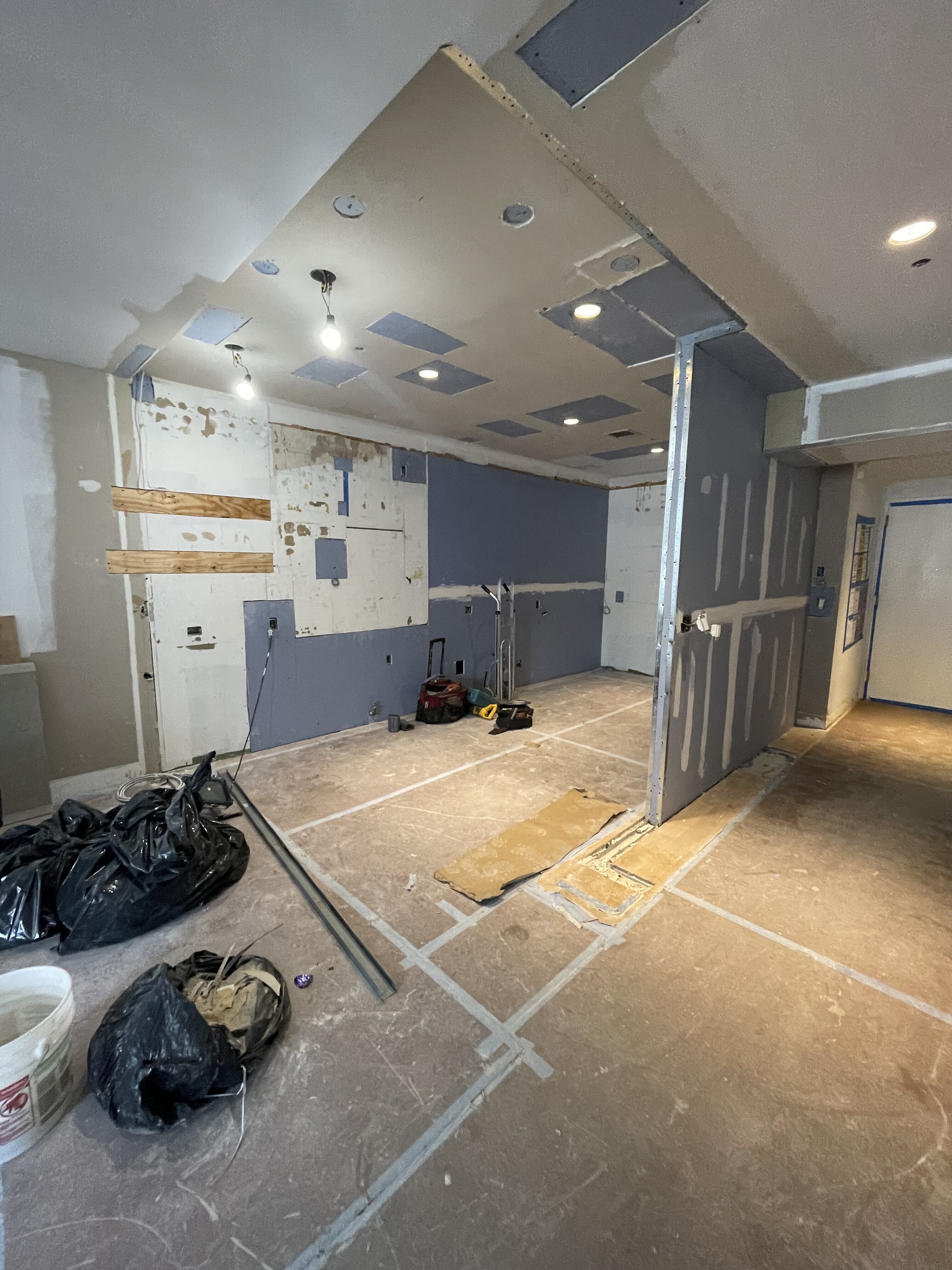 Construction in progress during a luxury condo renovation at 220 Riverside Boulevard on the Upper West Side, Manhattan, by Gallery KBNY (view 13)