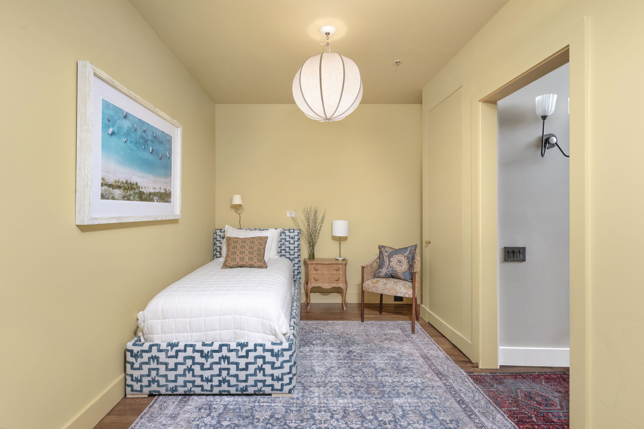 Renovated interior of a pre-war condo at 17 Cornelia Street in the West Village, Manhattan, by Gallery KBNY (continued view 11)