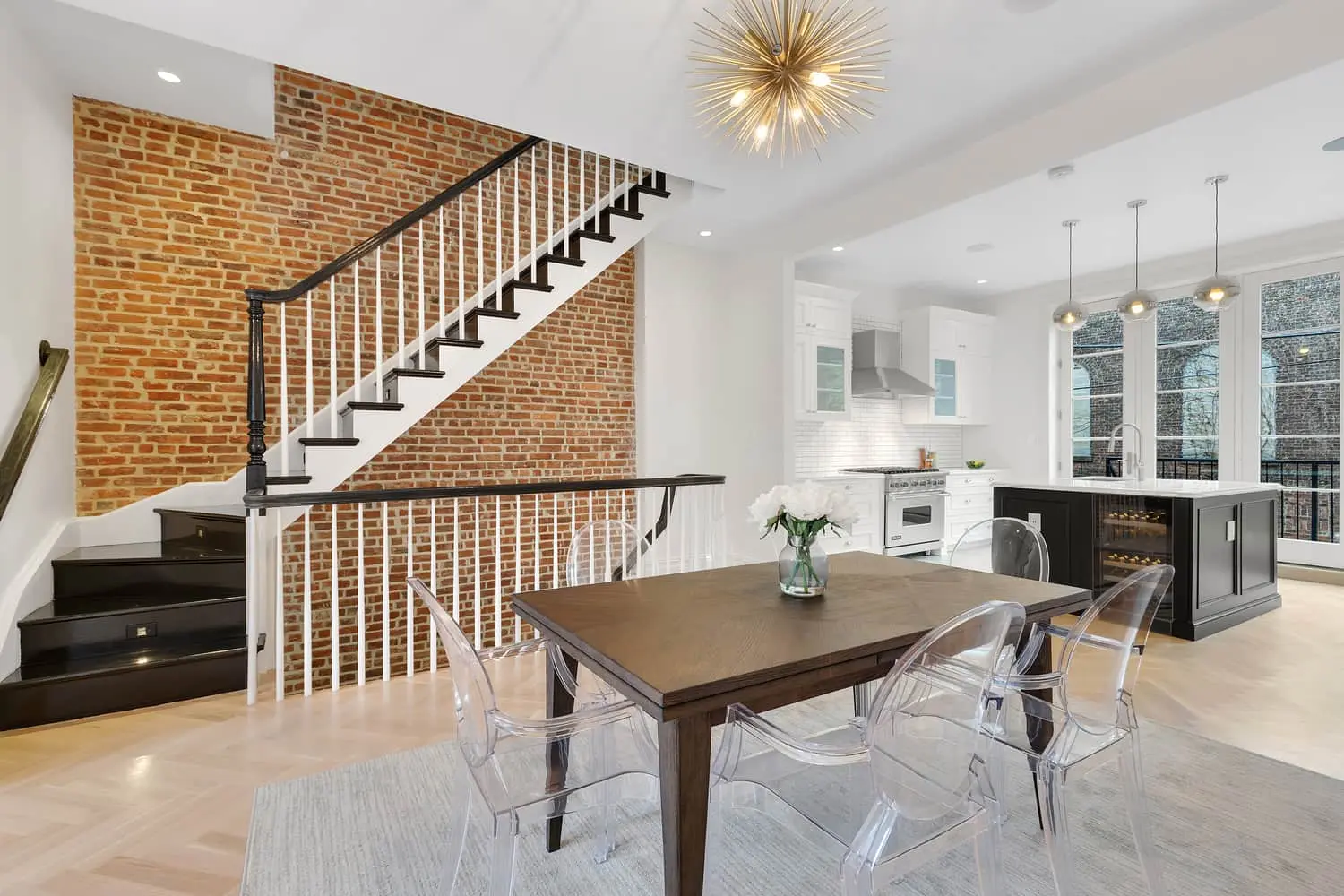 Renovated interior of a 1892 brownstone at Bedford-Stuyvesant, Brooklyn, by Gallery KBNY (view 2)
