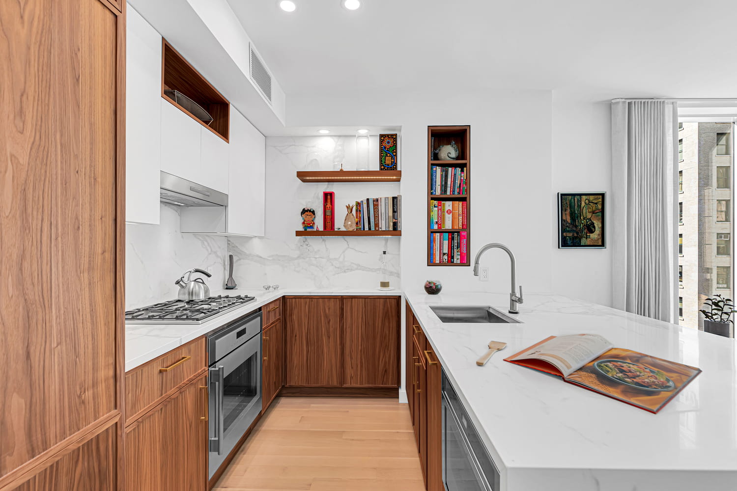 Identifying and Accentuating Pre-War Apartment Details with Interior Design by Gallery KBNY