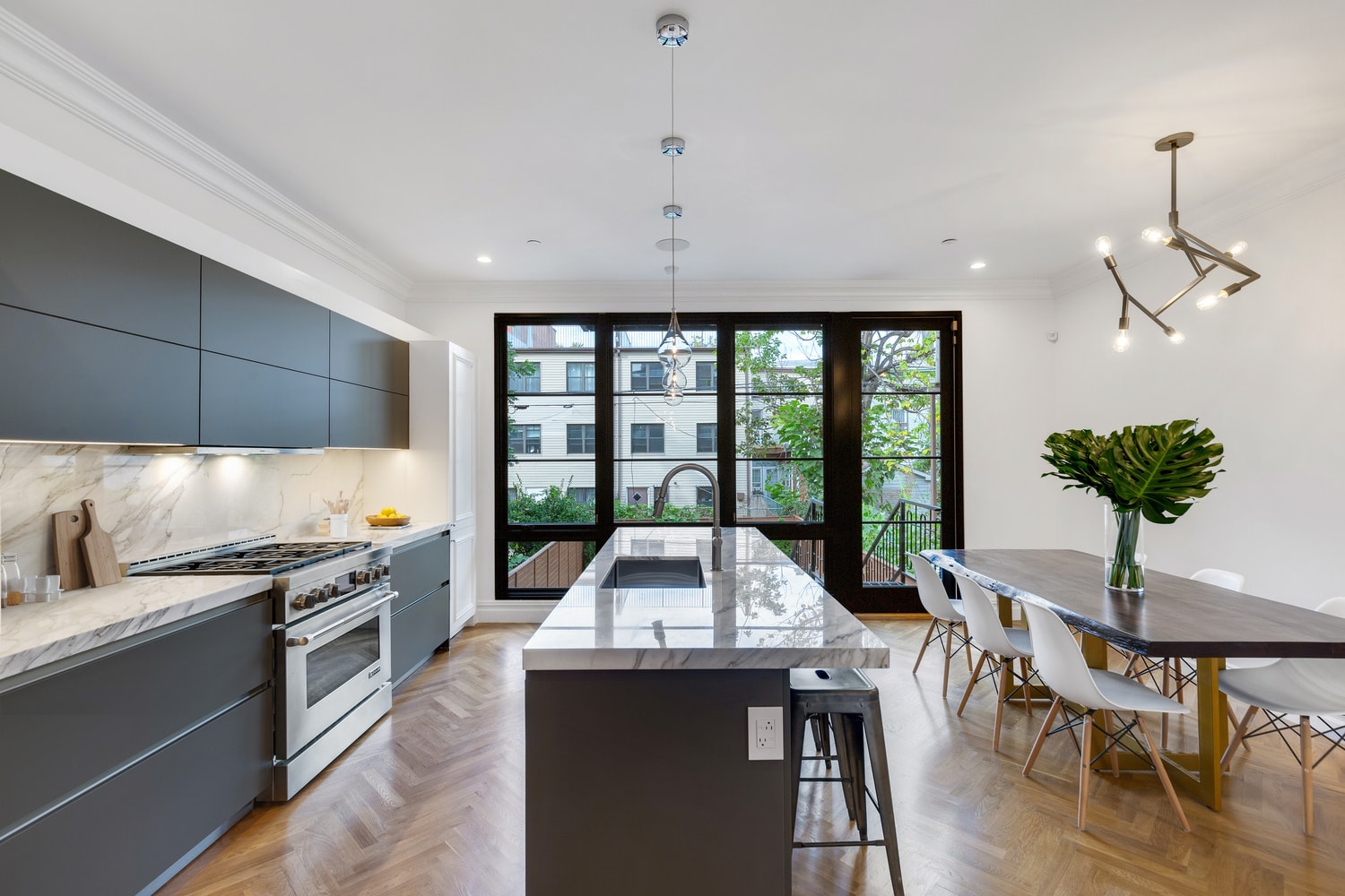 Want Your Home Renovation to Succeed? You Need a Good Contractor by Gallery KBNY
