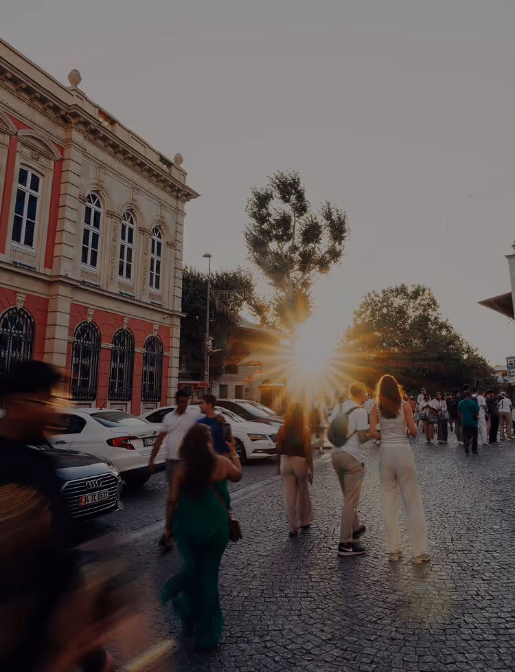 How to Build a Brand Community that Actually Engages