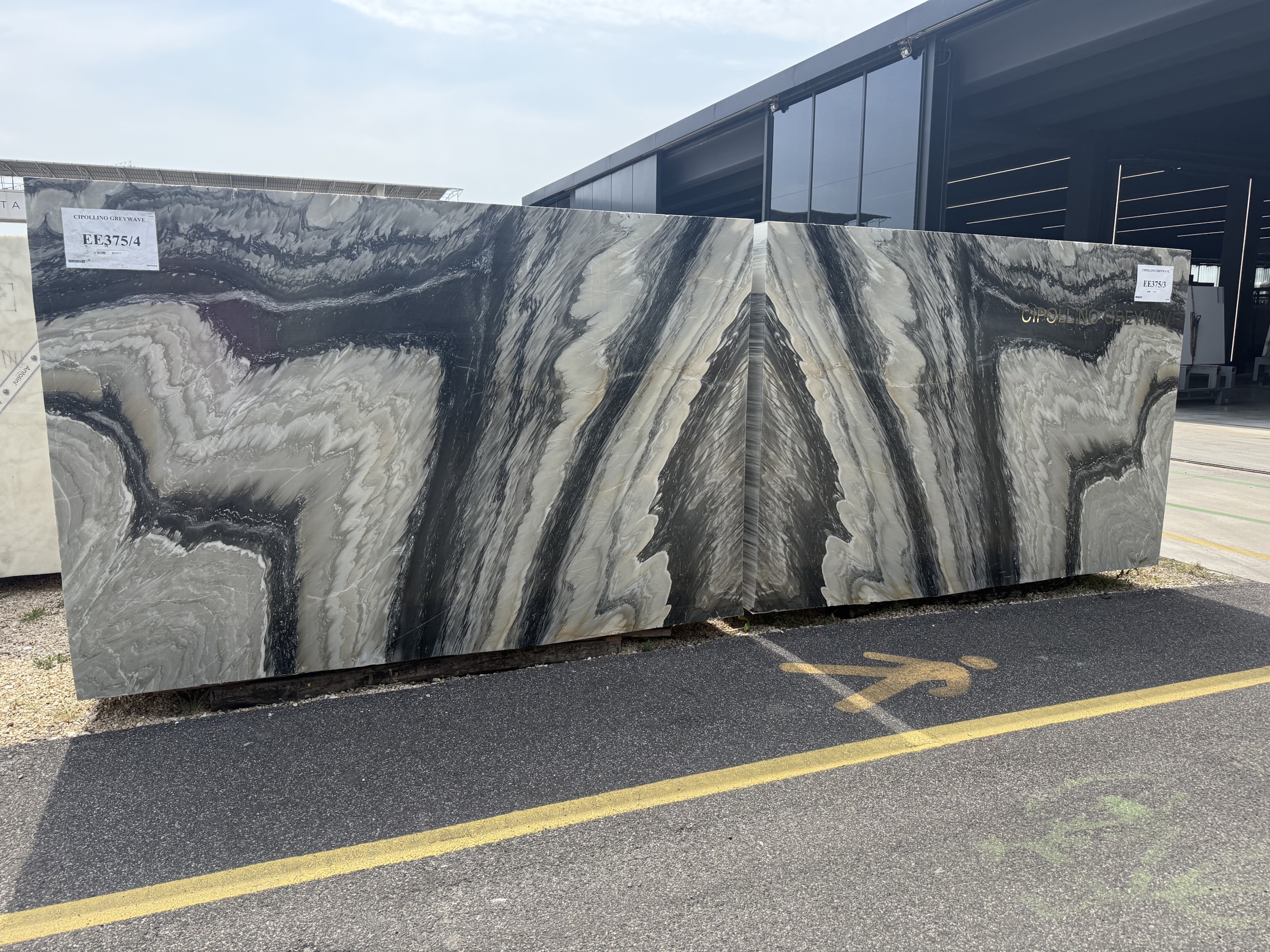 Detail van natuursteen met bijzondere aderstructuur
