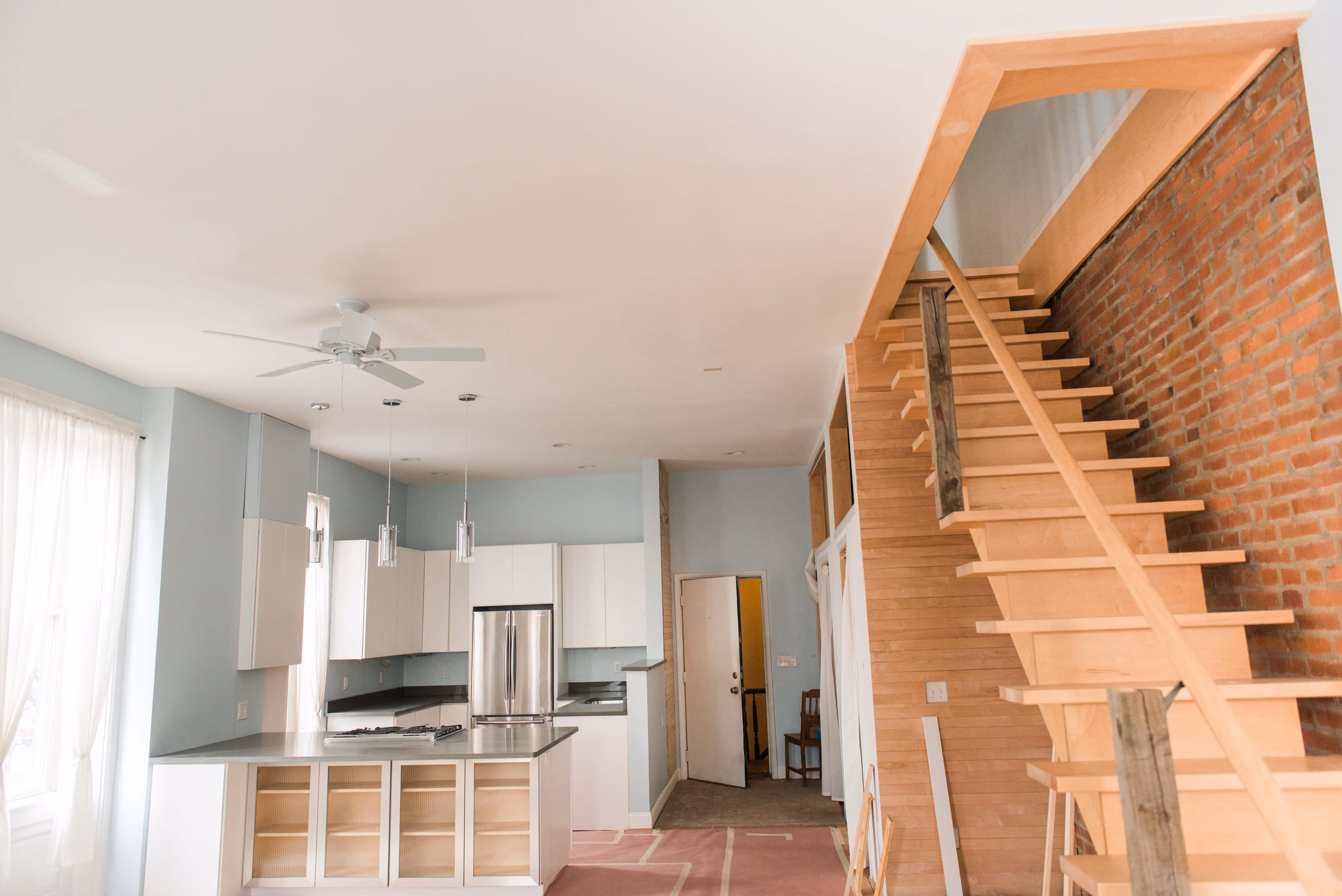 pet friendly apartment in Pittsburgh, North Shore pet friendly apartment, Mexican War Streets