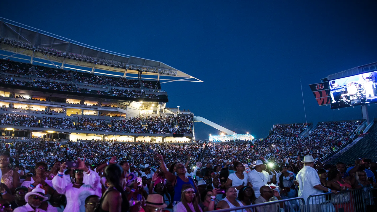 concert at the Cincinnati Bengals stadium